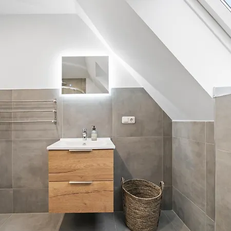 Stoertebeker Waterkant Spo 4 *